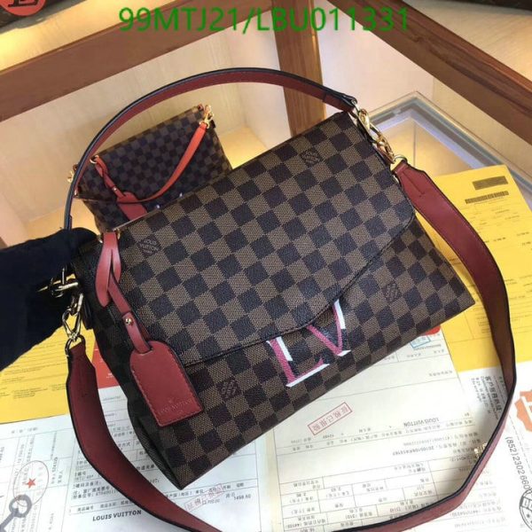 Louis Vuitton AAA+ Replica Inspired Messenger Bag LBU0113311562