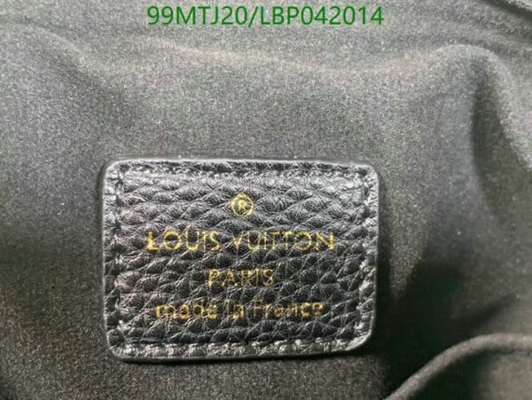 Louis Vuitton AAA+ Replica Shoulder Bag LBP0420140741