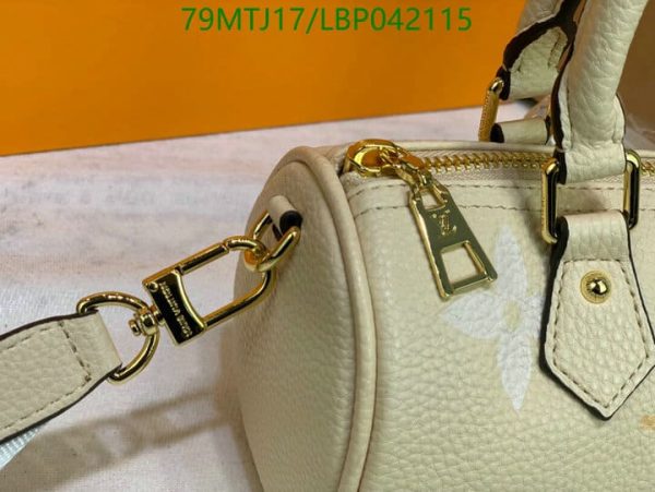 Louis Vuitton AAA+ Replica Monogram Papillon Carryall Bag LBP0421151097