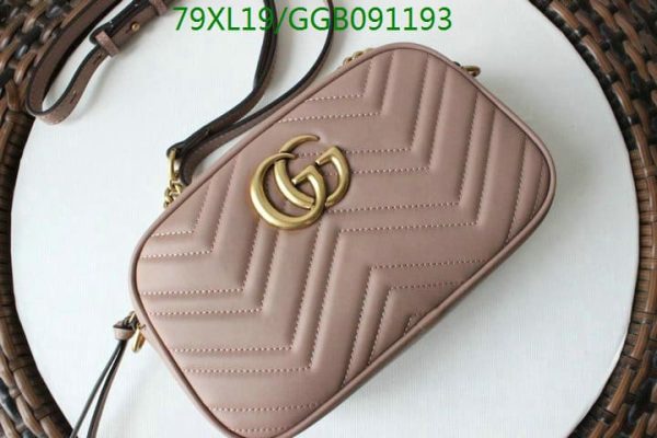 Gucci GG AAA+ Replica Marmont Matelasse Shoulder Bag GGB0911938543