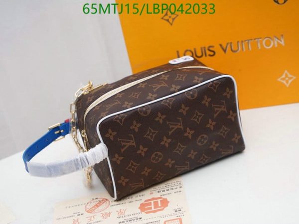 Louis Vuitton AAA+ Replica Inspired Men’s Handbag LBP0420330320