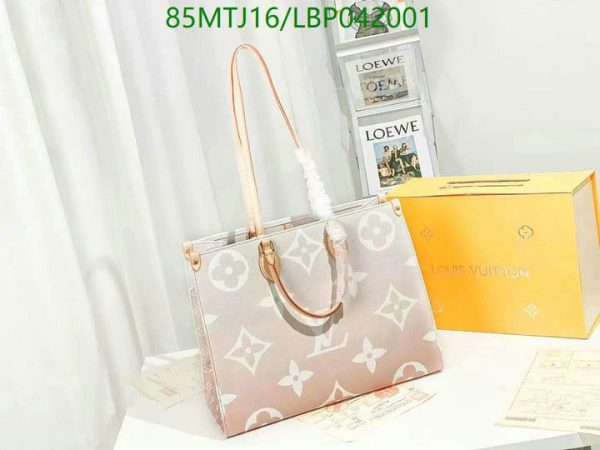 Louis Vuitton AAA+ Replica Onthego Bag LBP0420011009