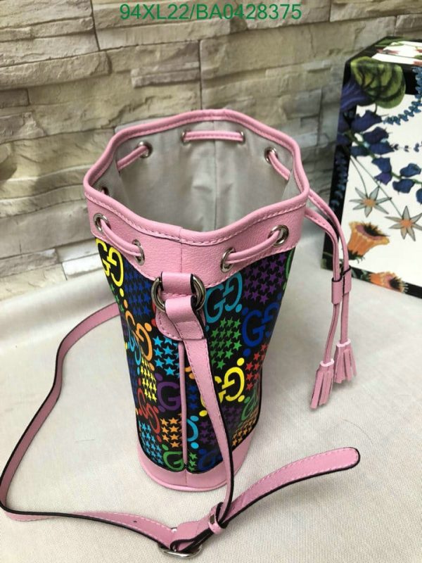 Gucci AAA+ Replica GG Supreme Psychedelic Bucket Bag BA04283754752