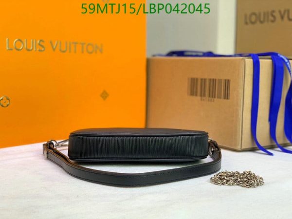 Louis Vuitton AAA+ Replica Ladies Crossbody Bag LBP0420458451