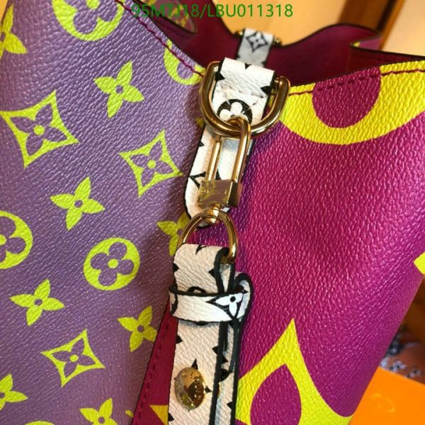 Louis Vuitton AAA+ Replica Inspired Messenger Bag  LBU0113180936