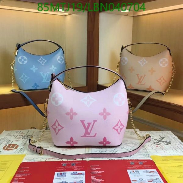 Louis Vuitton AAA+ Replica Marshmallow Bag LBN0407041723