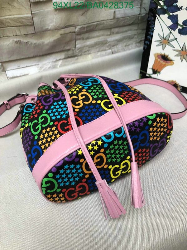 Gucci AAA+ Replica GG Supreme Psychedelic Bucket Bag BA04283754752