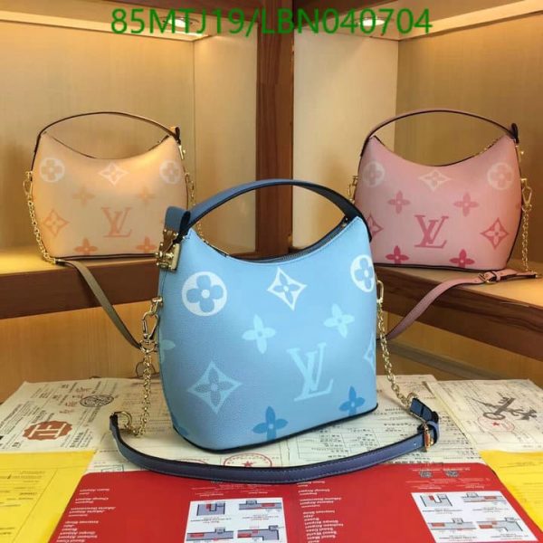 Louis Vuitton AAA+ Replica Marshmallow Bag LBN0407041723