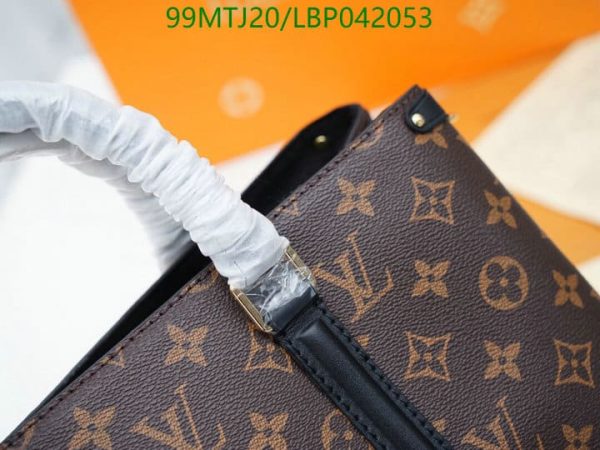 Louis Vuitton AAA+ Replica Designer Shoulder Bag LBP0420530548