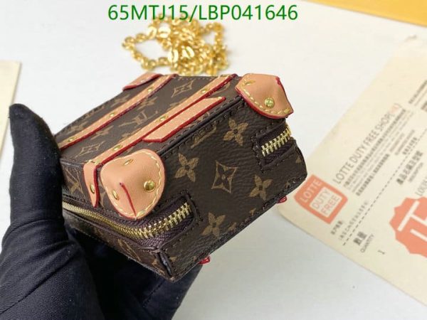 Louis Vuitton AAA+ Replica Mini Box Bag LBP0416467562