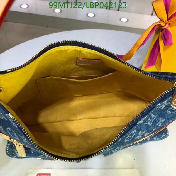 Louis Vuitton AAA+ Replica Inspired Shoulder Bag LBP0421231609