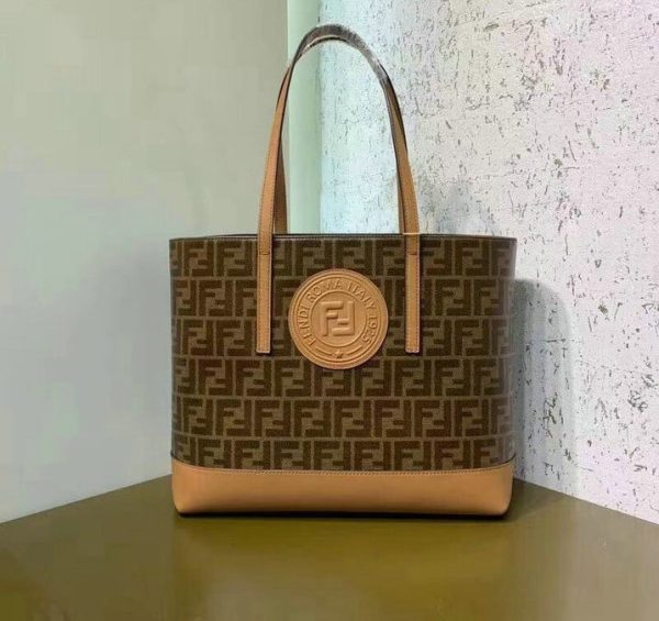 Fendi AAA+ Replica Luxury Shopping Bag FDB0104071112