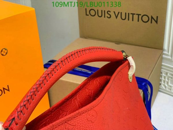 Louis Vuitton AAA+ Replica Inspired Handbag LBU0113381976