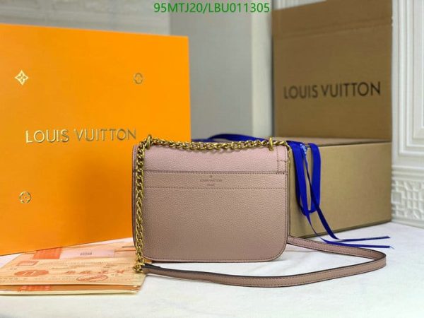 Louis Vuitton AAA+ Replica Luxury Purse LBU0113051064