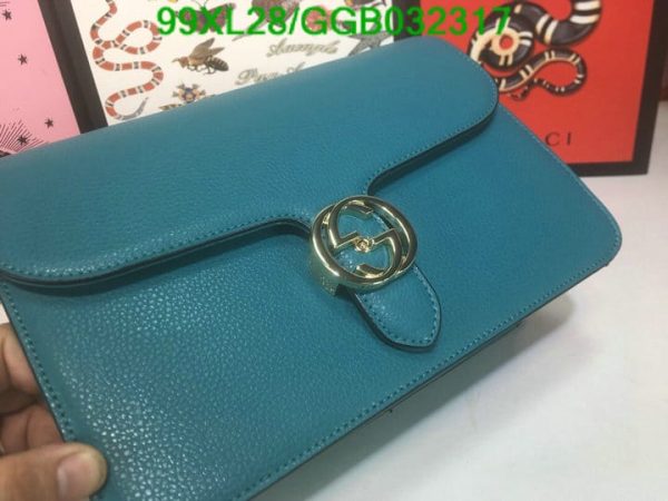 Gucci GG AAA+ Replica Leather Lock Chain Crossbody Bag GGB0323174631