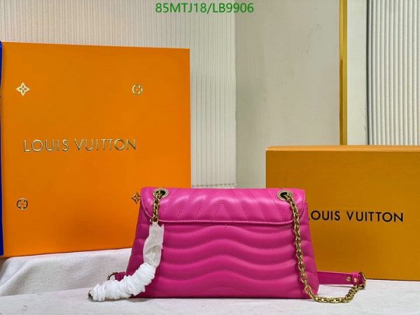 Louis Vuitton AAA+ Replica New Wave Chain Bag LB99072645916