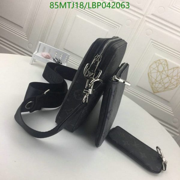 Louis Vuitton AAA+ Replica Inspired Messenger Bag LBP0420630485