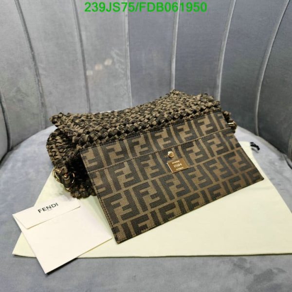 Fendi 1:1 Replica Best Quality Shoulder Bag FDB0619501111