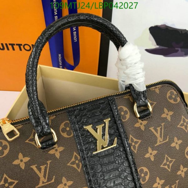 Louis Vuitton AAA+ Replica Designer Handbag LBP0420277864