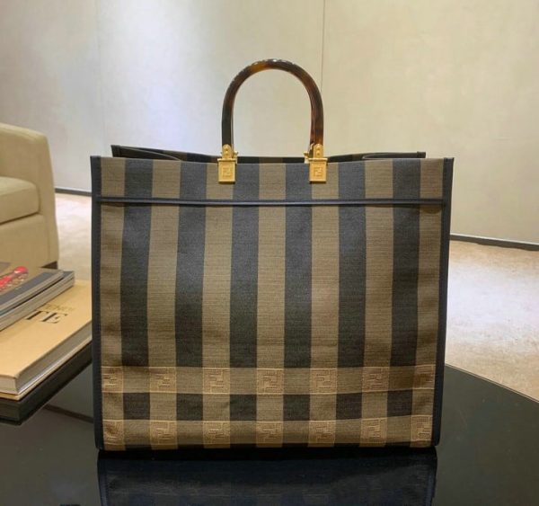 Fendi Super Quality 1:1 Replica Tote Bag FDB0619071117