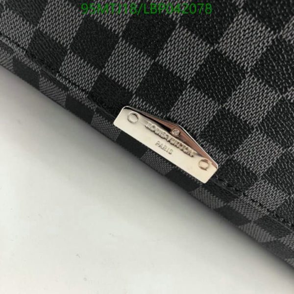 Louis Vuitton AAA+ Replica Designer Messenger Bag LBP0420781607