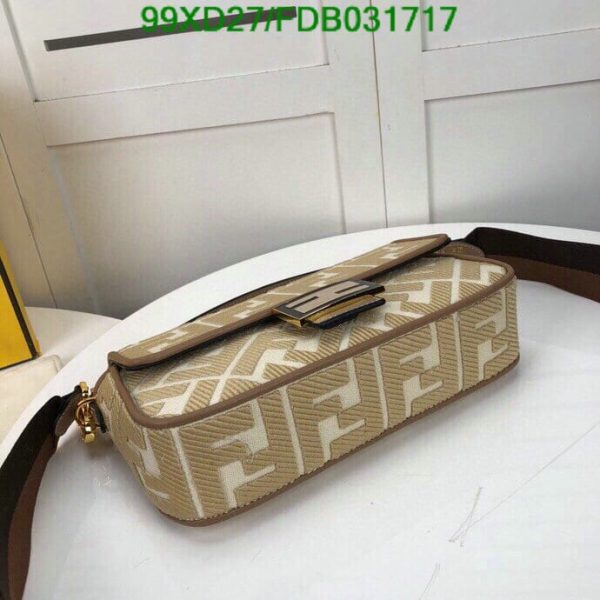 Fendi AAA+ Replica Zucca Baguette Shoulder Bag FDB0317171110