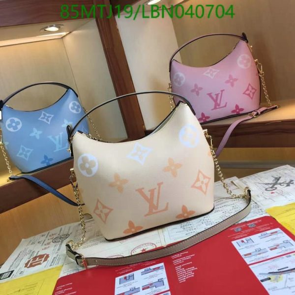 Louis Vuitton AAA+ Replica Marshmallow Bag LBN0407041723