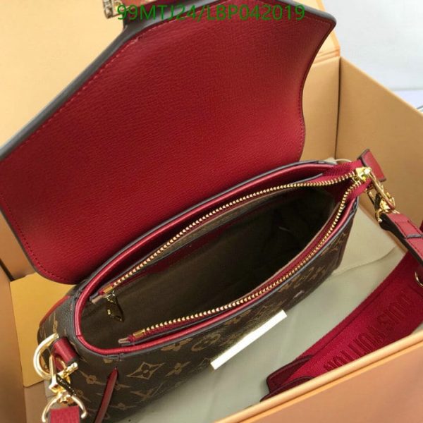 Louis Vuitton AAA+ Replica Messenger Bag LBP0420190654