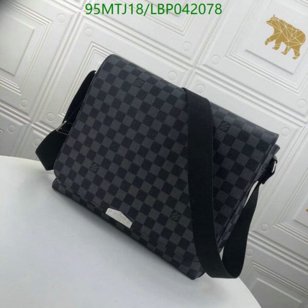 Louis Vuitton AAA+ Replica Designer Messenger Bag LBP0420781607