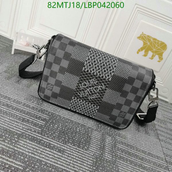 Louis Vuitton AAA+ Replica Designer Messenger Bag LBP0420607045