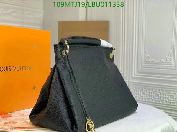 Louis Vuitton AAA+ Replica Inspired Handbag LBU0113381976