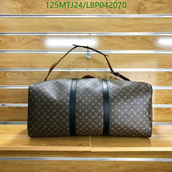 Louis Vuitton AAA+ Replica Keepall Bandouliere Bag LBP0420700748