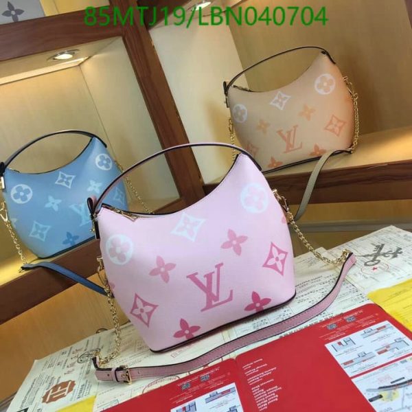 Louis Vuitton AAA+ Replica Marshmallow Bag LBN0407041723