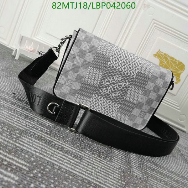 Louis Vuitton AAA+ Replica Designer Messenger Bag LBP0420607045