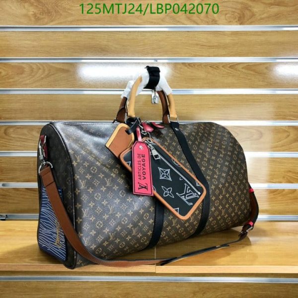 Louis Vuitton AAA+ Replica Keepall Bandouliere Bag LBP0420700748