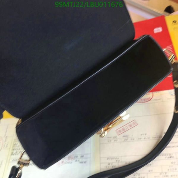 Louis Vuitton AAA+ Replica Crafty Twist MM Bag LBU0116768934