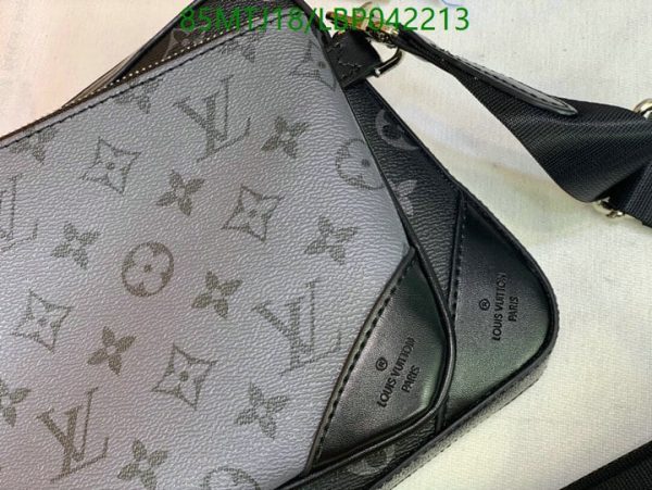 Louis Vuitton AAA+ Replica Luxury Messenger Duo Bag LBP0422137590