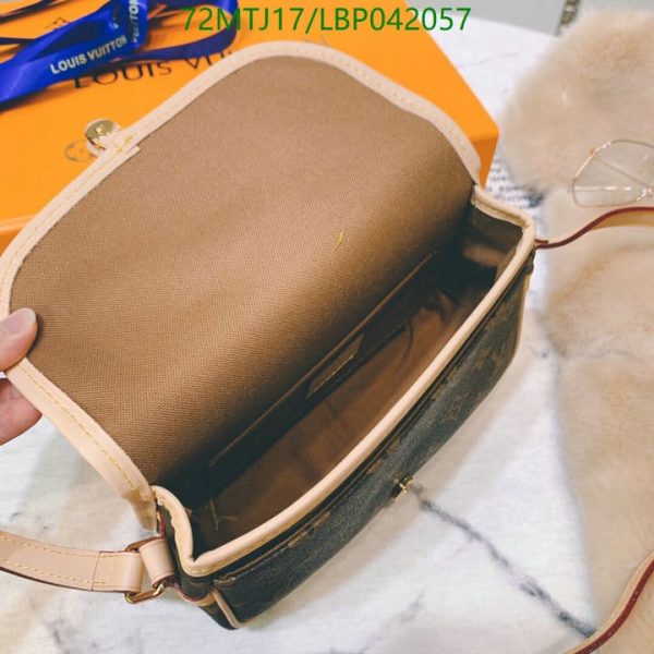 Louis Vuitton AAA+ Replica Designer Crossbody bag LBP0420570496