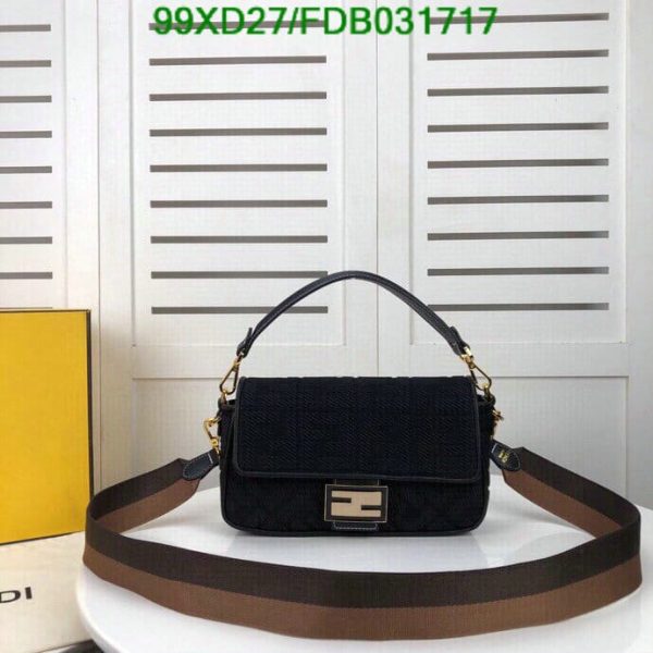 Fendi AAA+ Replica Zucca Baguette Shoulder Bag FDB0317171110