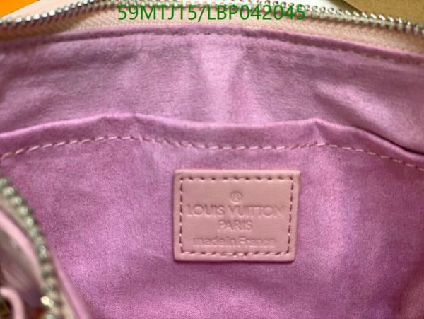 Louis Vuitton AAA+ Replica Ladies Crossbody Bag LBP0420458451