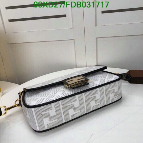 Fendi AAA+ Replica Zucca Baguette Shoulder Bag FDB0317171110