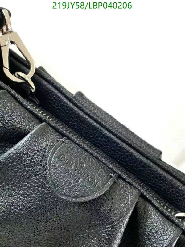 Louis Vuitton 1:1 Replica Beige Crossbody Bag LBP0402066987