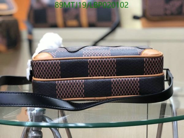 Louis Vuitton AAA+ Replica Messenger Bag LBP0201028753