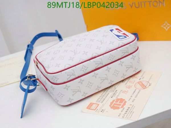 Louis Vuitton AAA+ Replica Designer Colorful Crossbody Bag LBP0420349745