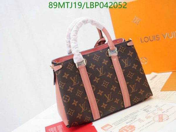 Louis Vuitton AAA+ Replica Designer Shoulder Bag LBP0420520415