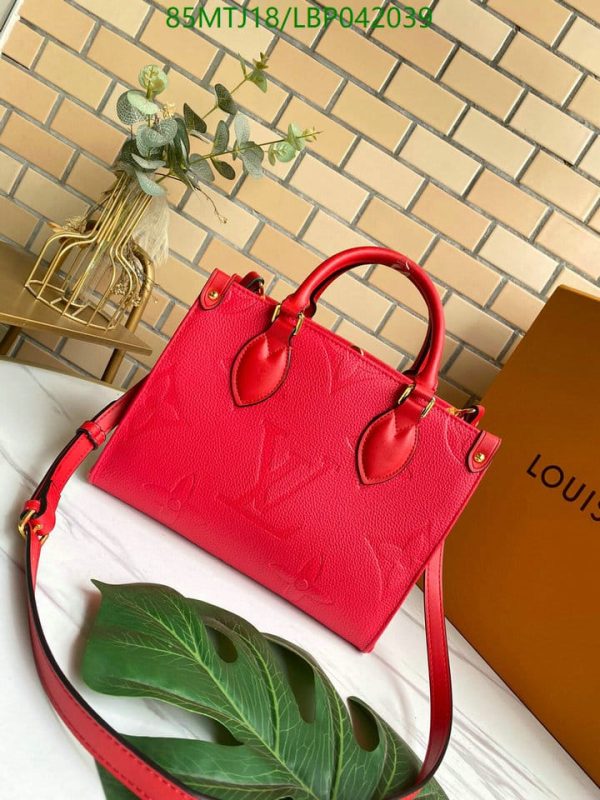 Louis Vuitton AAA+ Replica Inspired Shoulder Bag LBP0420390846