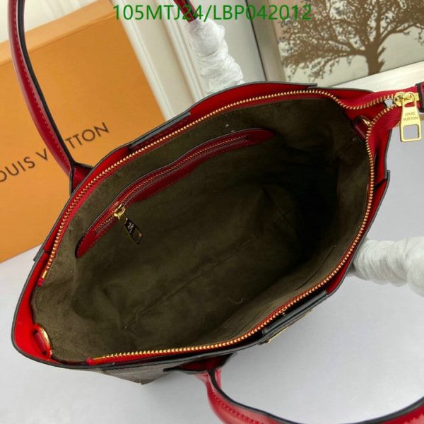 Louis Vuitton AAA+ Replica Designer Women’s Handbag LBP0420127864