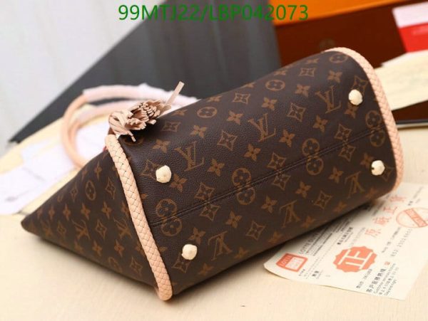 Louis Vuitton AAA+ Replica Inspired Handbag  LBP0420739014