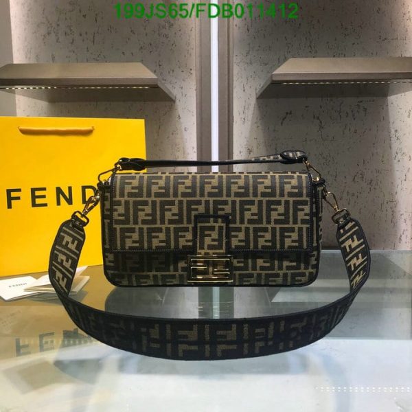 Fendi 1:1 Super High Quality Shoulder Bag FDB0114124643