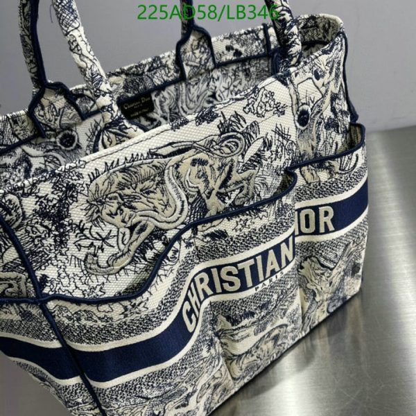 Christian Dior 1:1 Mirror Catherine Oblique Canvas Embroidery Tote LB34619751672